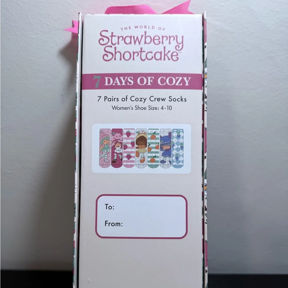 Strawberry Shortcake 7 Days of‎ Cozy Crew Socks Set | NWT & Gift Box